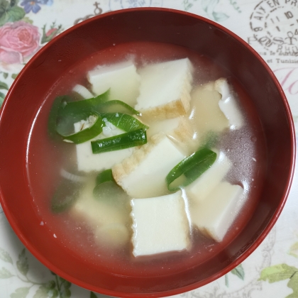 素材２つで５分！？厚揚げとネギのヘルシー味噌汁♪