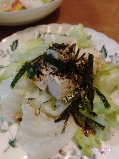 韓国海苔と豆腐のサラダ