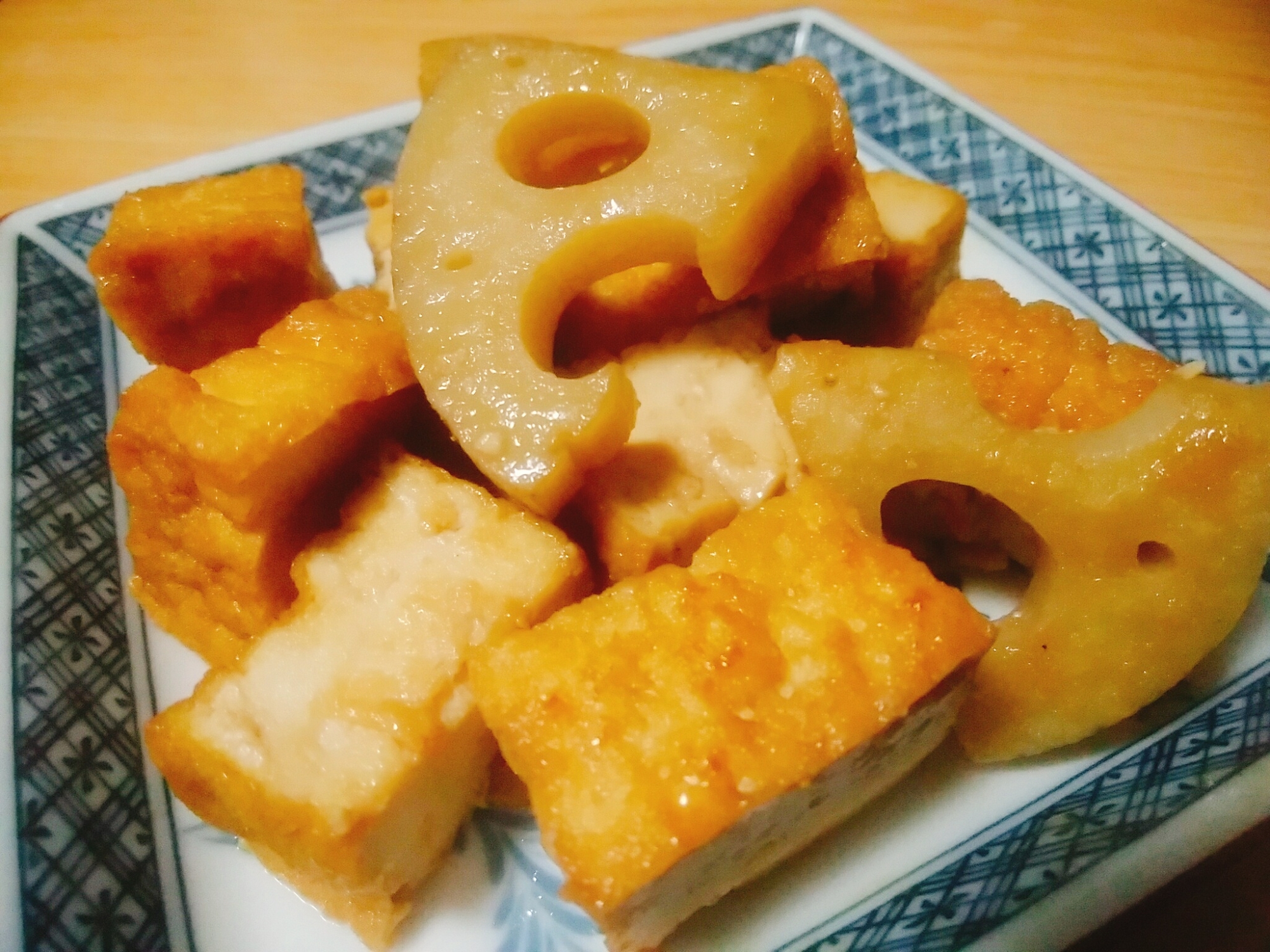 れんこんと厚揚げの炒め物