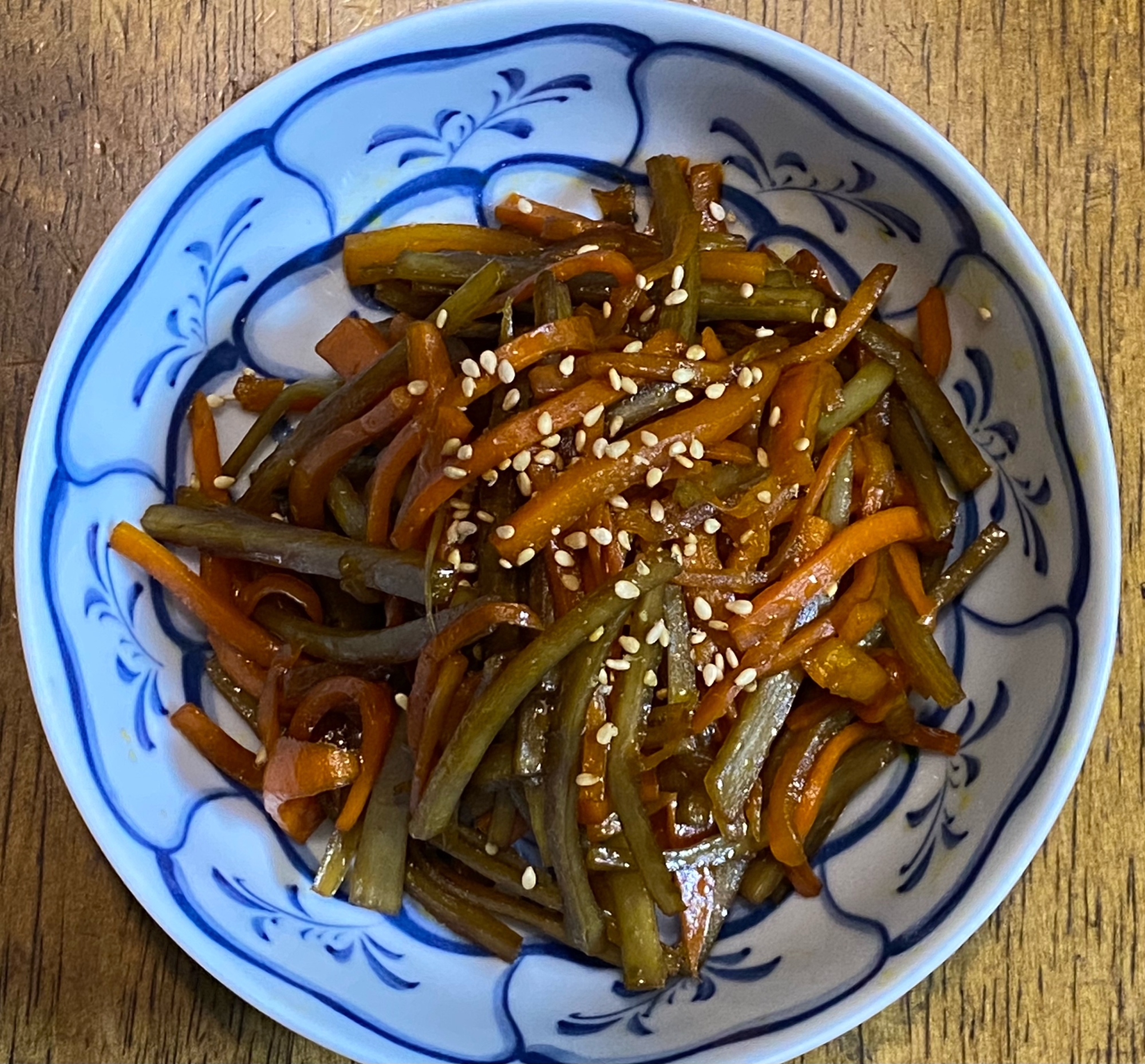 日本酒の肴にぴったり！やわらかきんぴらごぼう