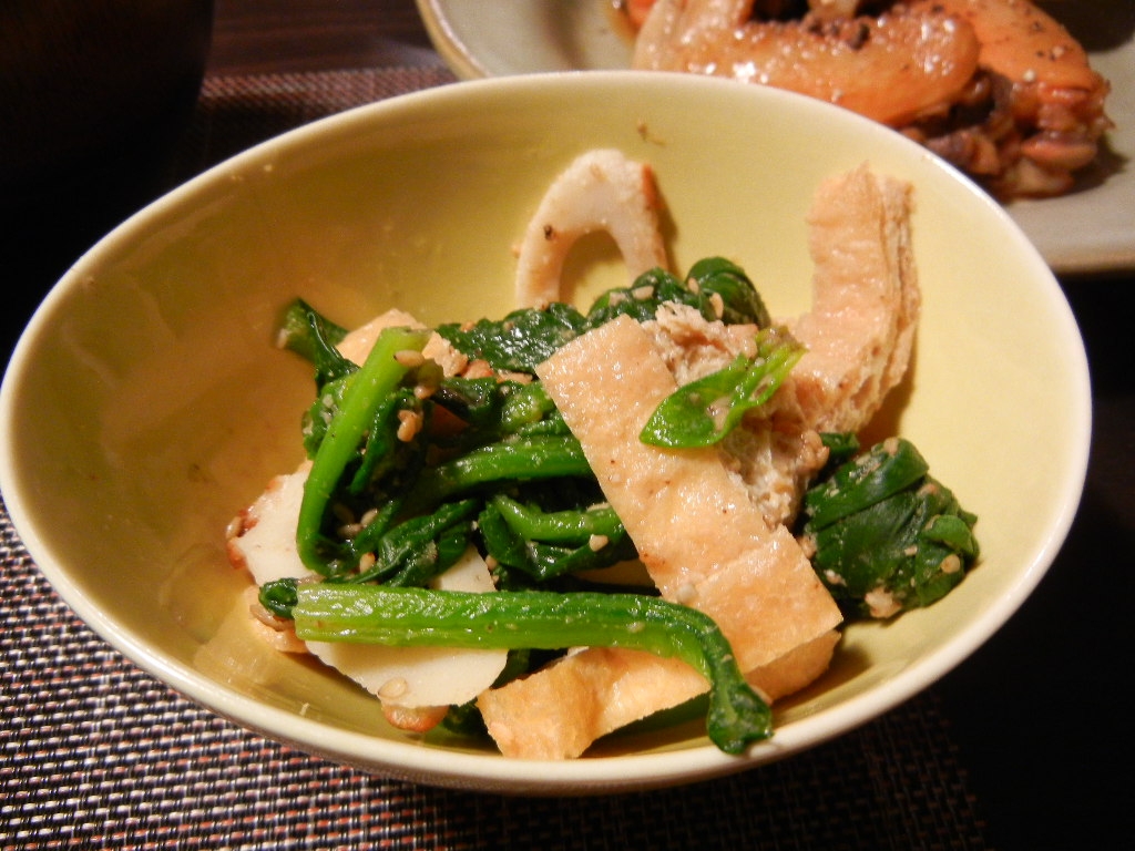 油揚げとほうれん草の胡麻胡麻和え