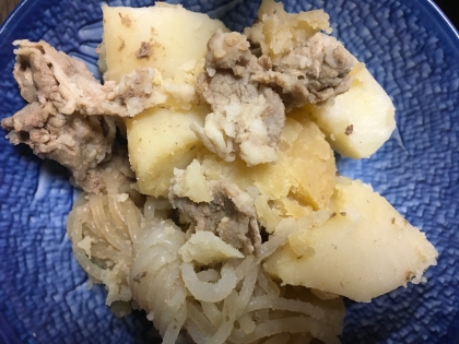 じゃがいもと豚肉の煮物