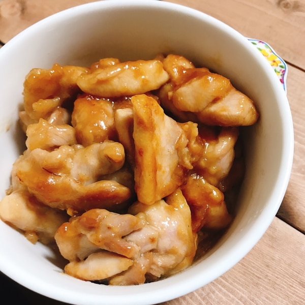 お弁当にも 簡単 鯖の味噌煮リメイク もも肉炒め レシピ 作り方 By ムッカリーナ 楽天レシピ お弁当にも 簡単 鯖の味噌煮リメイク もも肉炒め レシピ 作り方 By ムッカリーナ 楽天レシピ