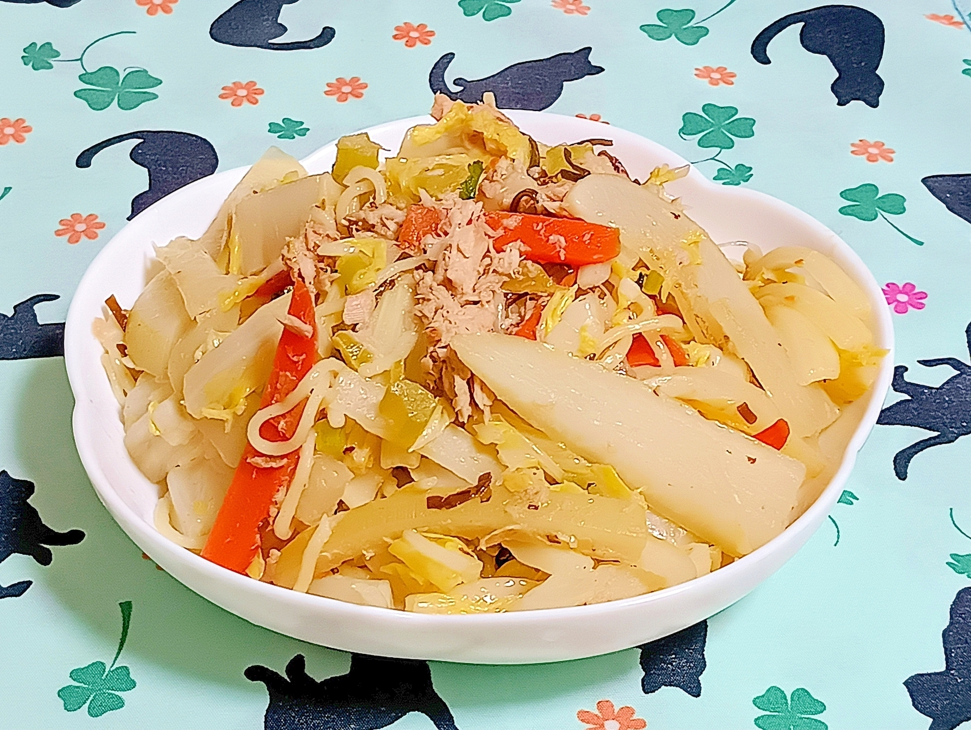 大根と白菜でツナ塩昆布焼きそば