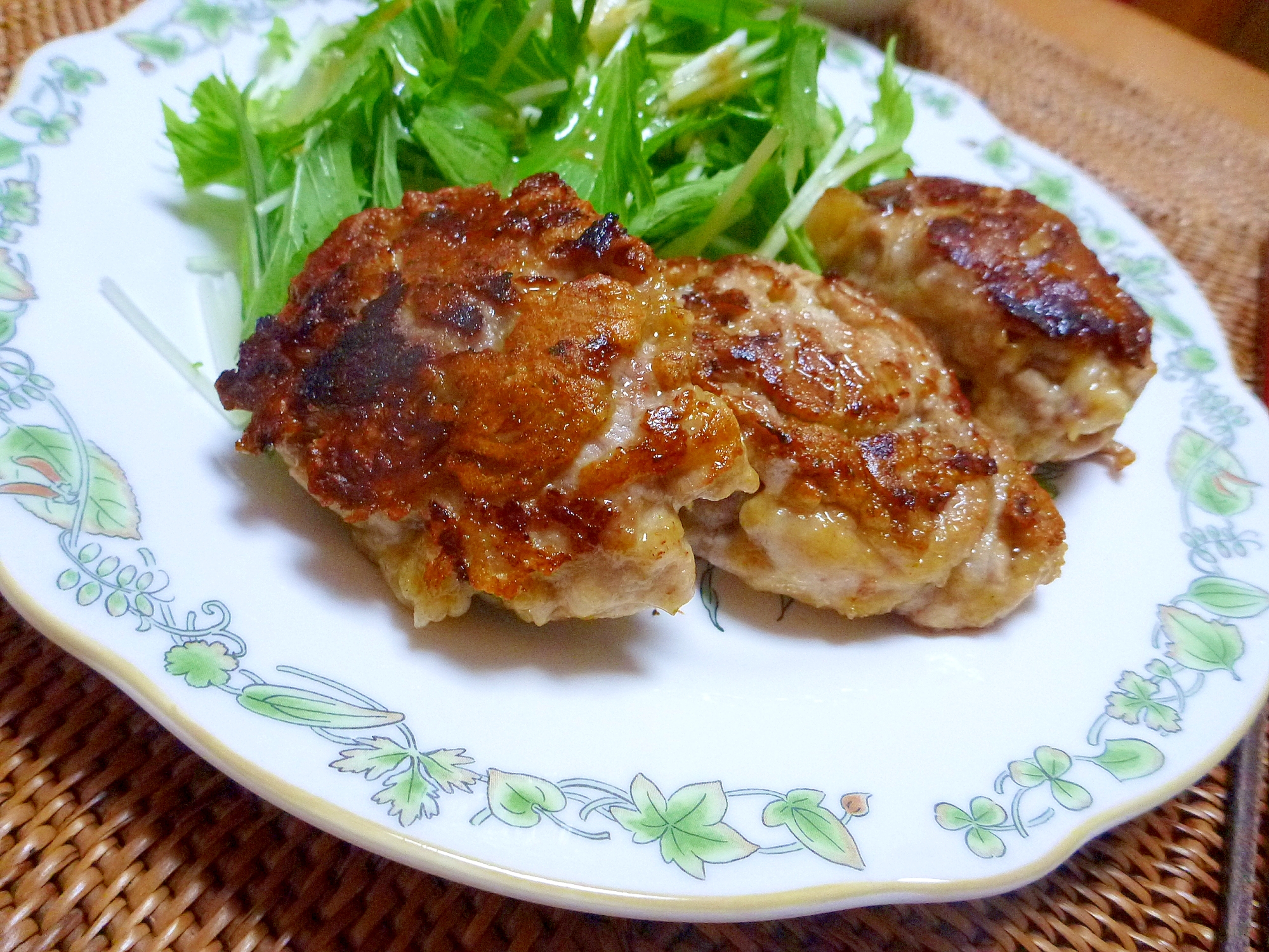 豚こま肉の丸め焼き・カレー味