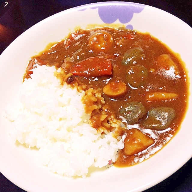 ヘルシーこんにゃく玉＆エリンギ入りカレー