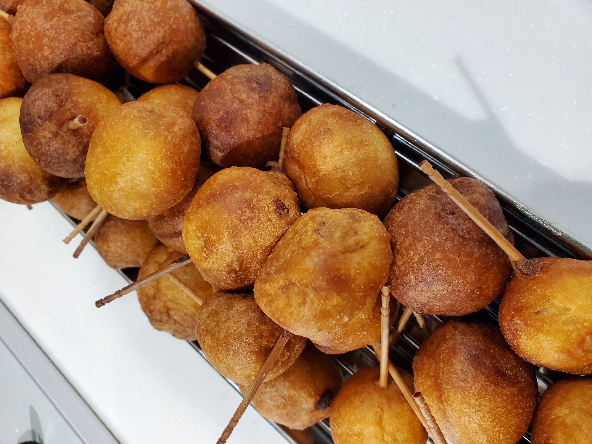 ホケミとベビーチーズで チーズボール レシピ 作り方 By やまもり 楽天レシピ ホケミとベビーチーズで チーズボール レシピ 作り方 By やまもり 楽天レシピ