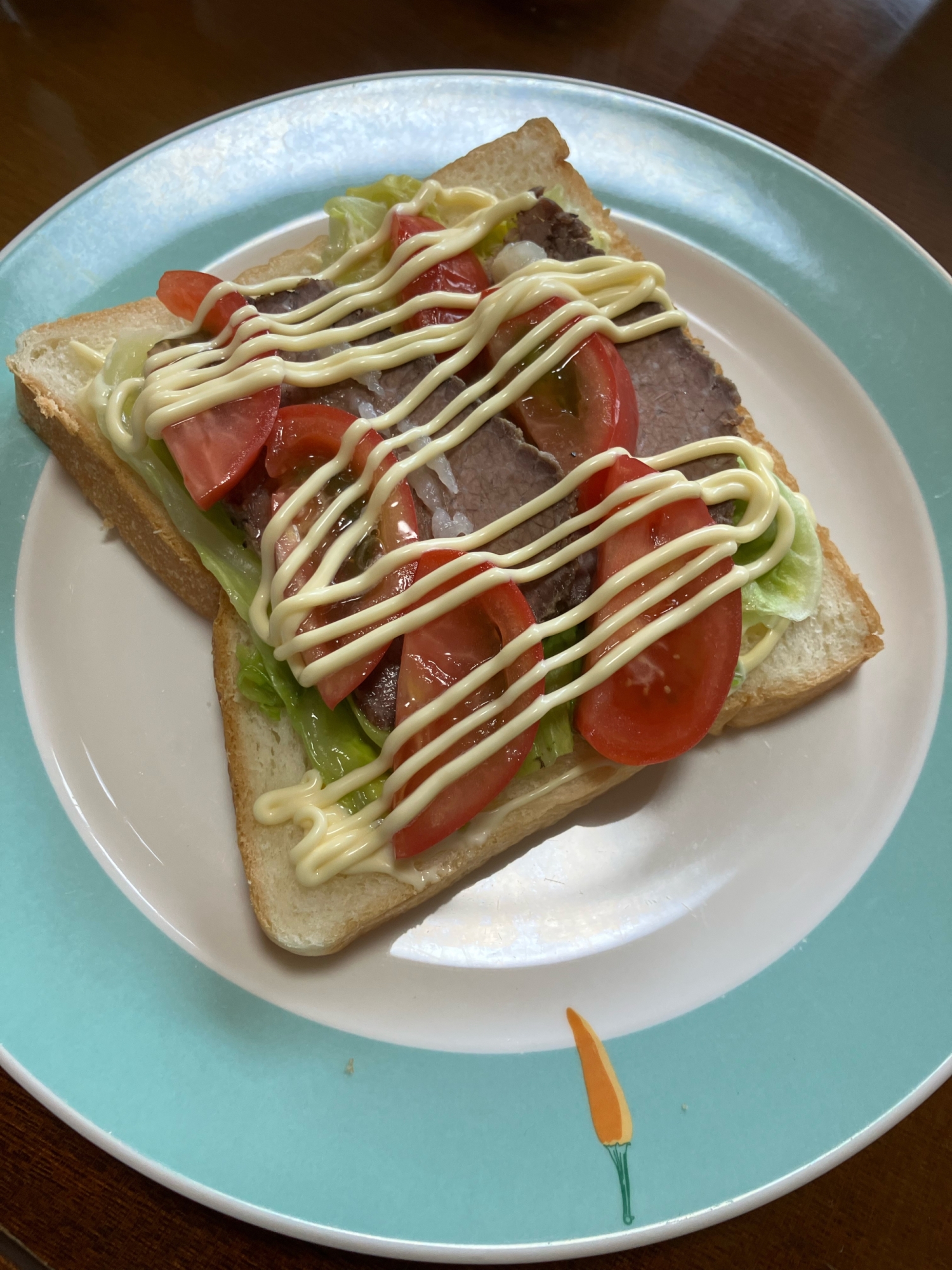 《炭火焼きチキンのオーブンサンド》