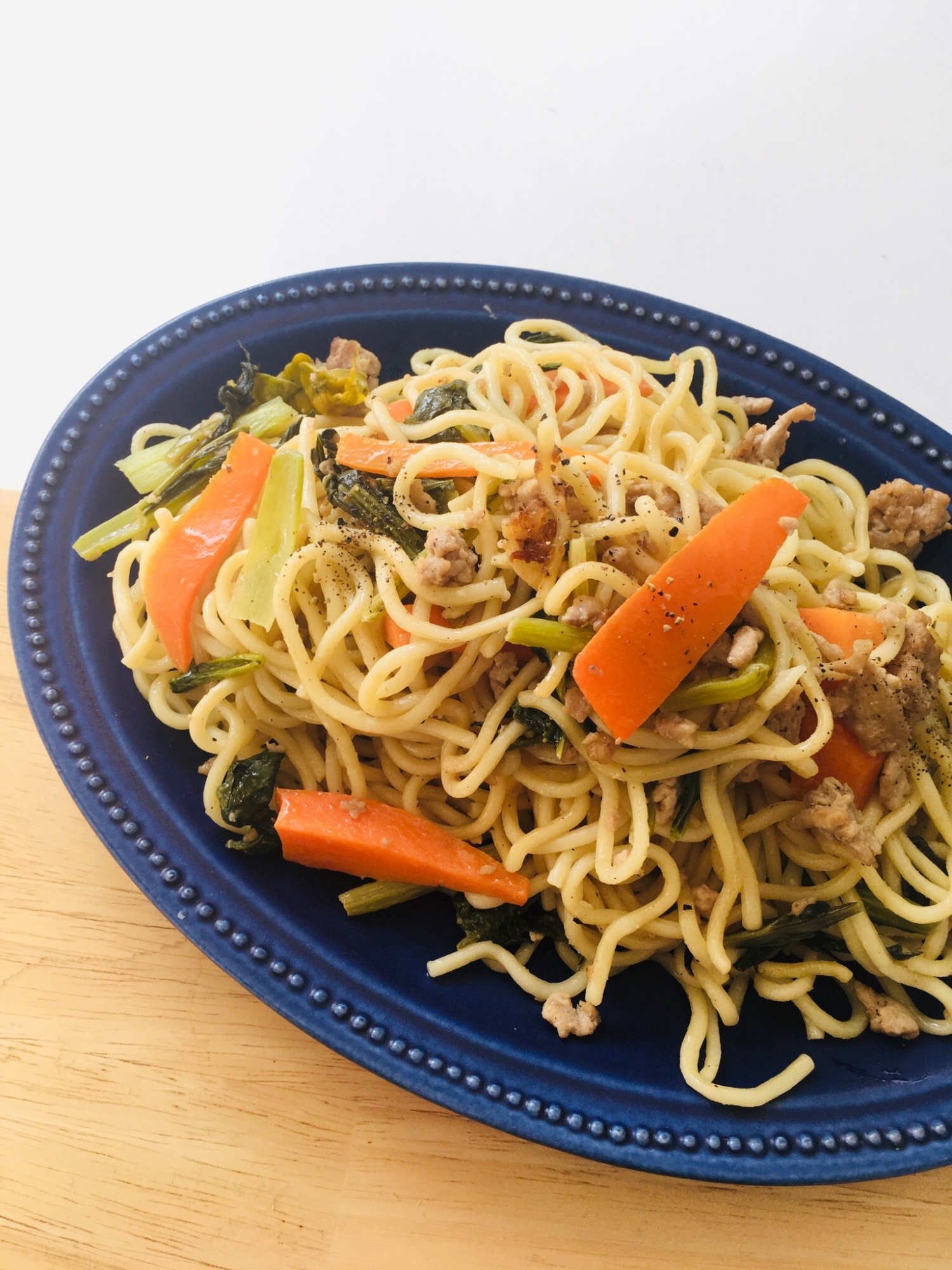 我が家の人気昼ごはん！野菜たっぷり塩焼きそば