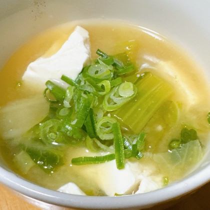 豆腐と野菜の味噌汁