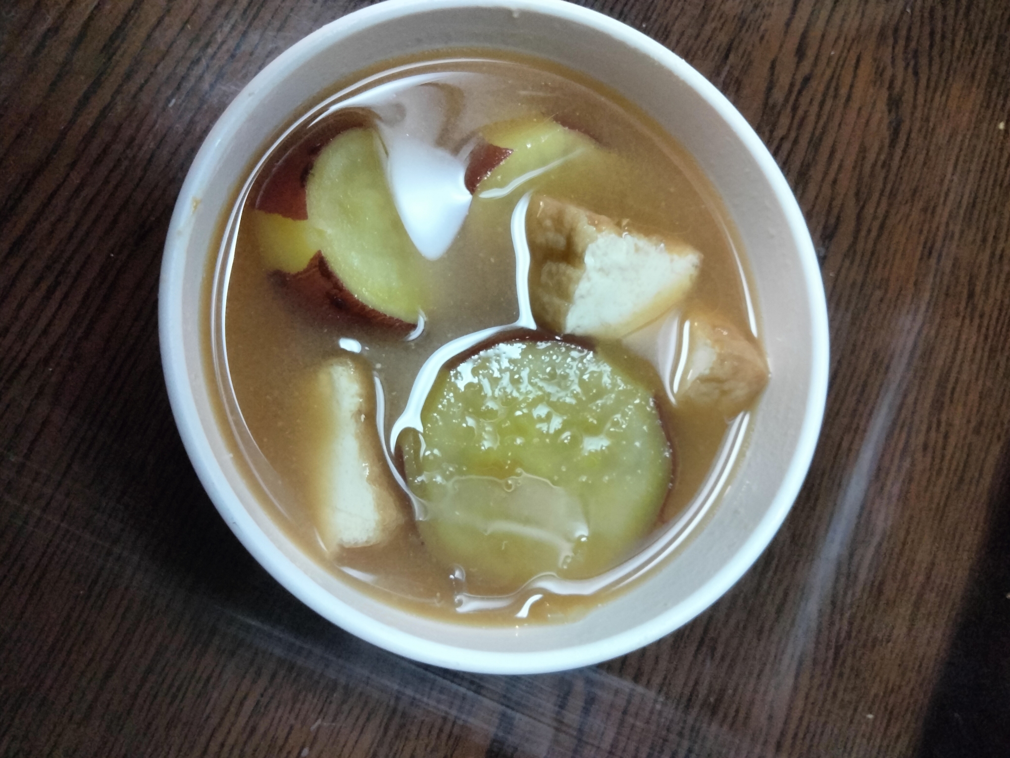 さつま芋と厚揚げの味噌汁
