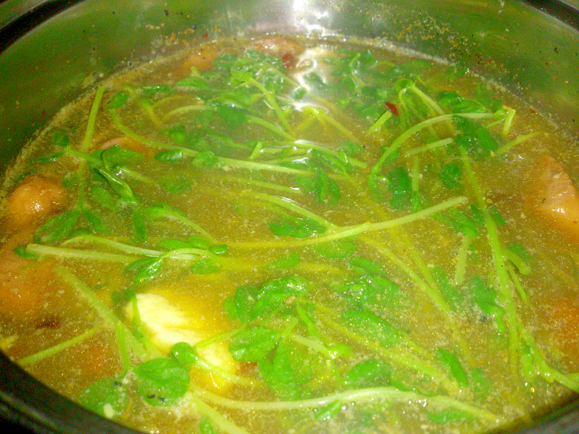 豆苗で中華スープ
