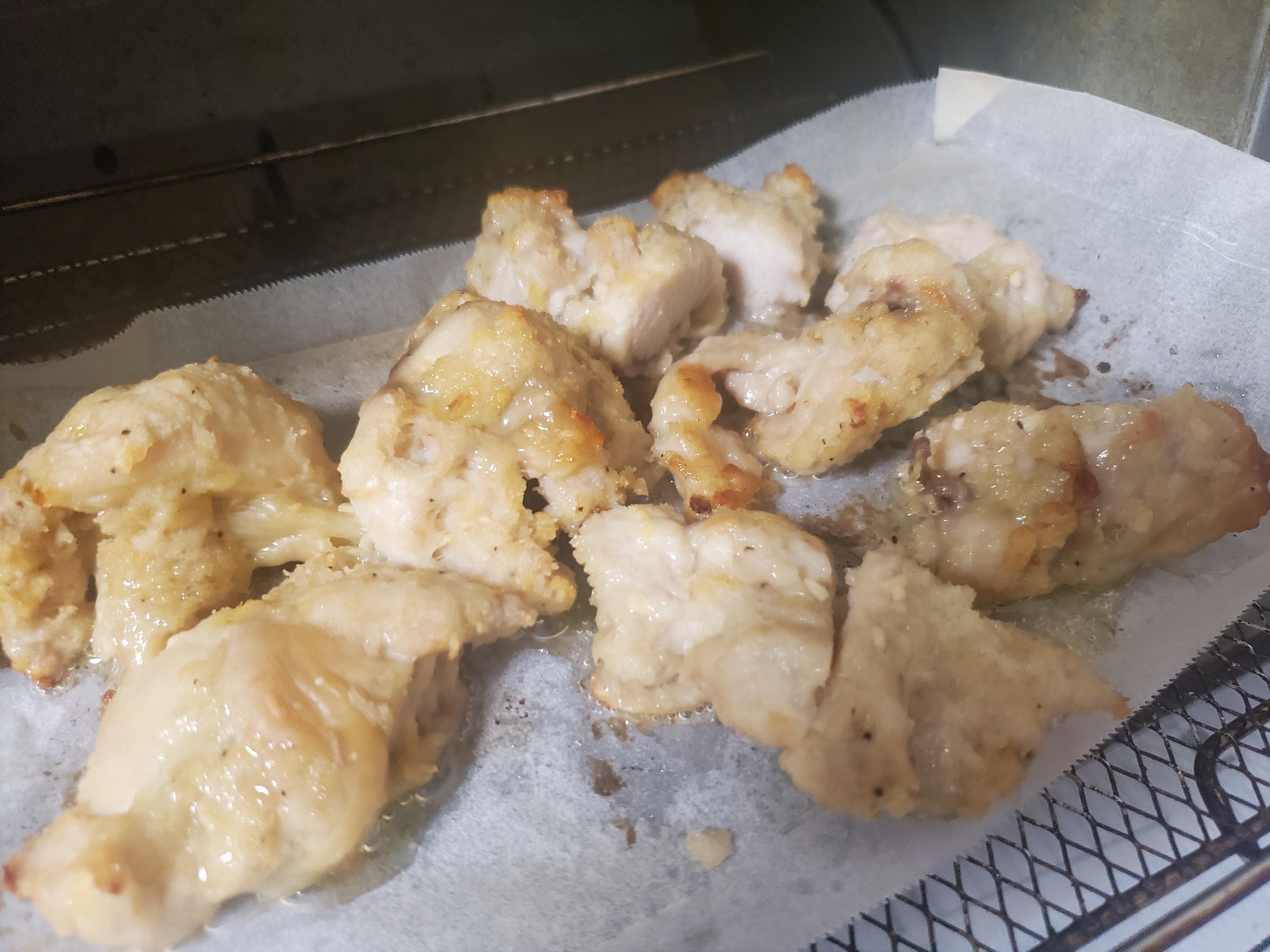 鶏肉のガーリックパン粉焼き