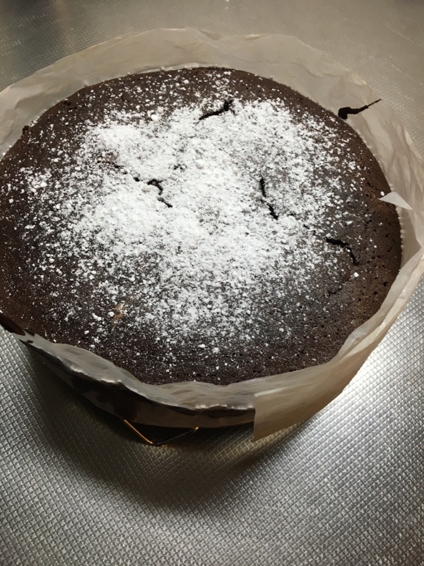 ずっしりしっとり ほぼチョコ 濃厚 ガトーショコラ レシピ 作り方 By maria1917 楽天レシピ ずっしりしっとり ほぼチョコ 濃厚 ガトーショコラ レシピ 作り方 By maria1917 楽天レシピ