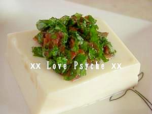 さっぱり風味♪ 梅と青じその冷や奴