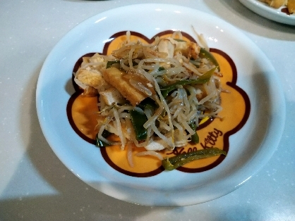 節約でもうまっ♡男子も満足♡厚揚げの青椒肉絲風炒め