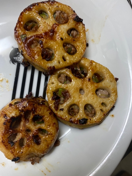 ちょっと焦げてしまいましたが、とってもおいしかったです！いつものご飯より豪華な食卓になりました！素敵なレシピありがとうございます^ ^