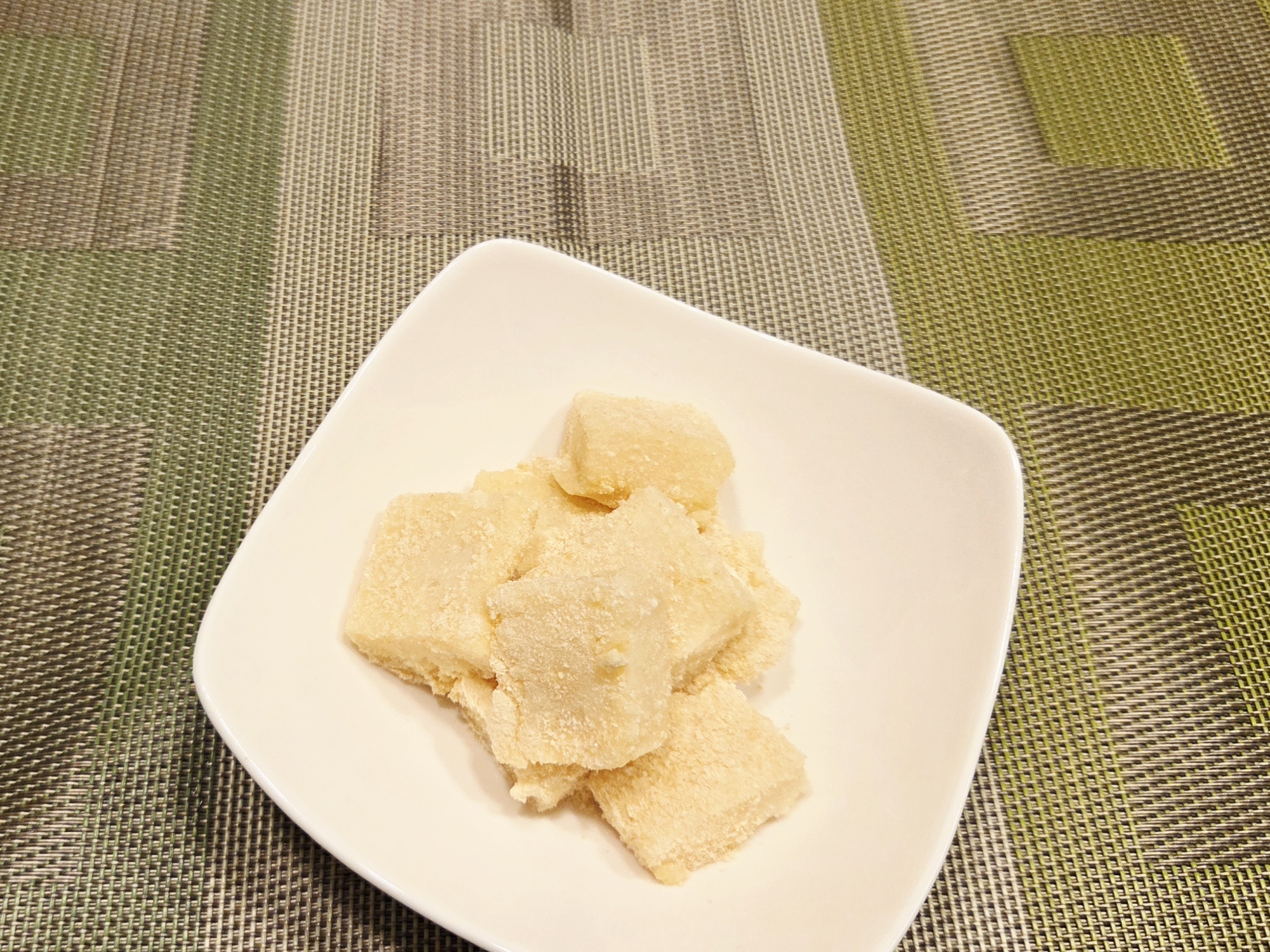 電子レンジで作る！豆腐わらび餅