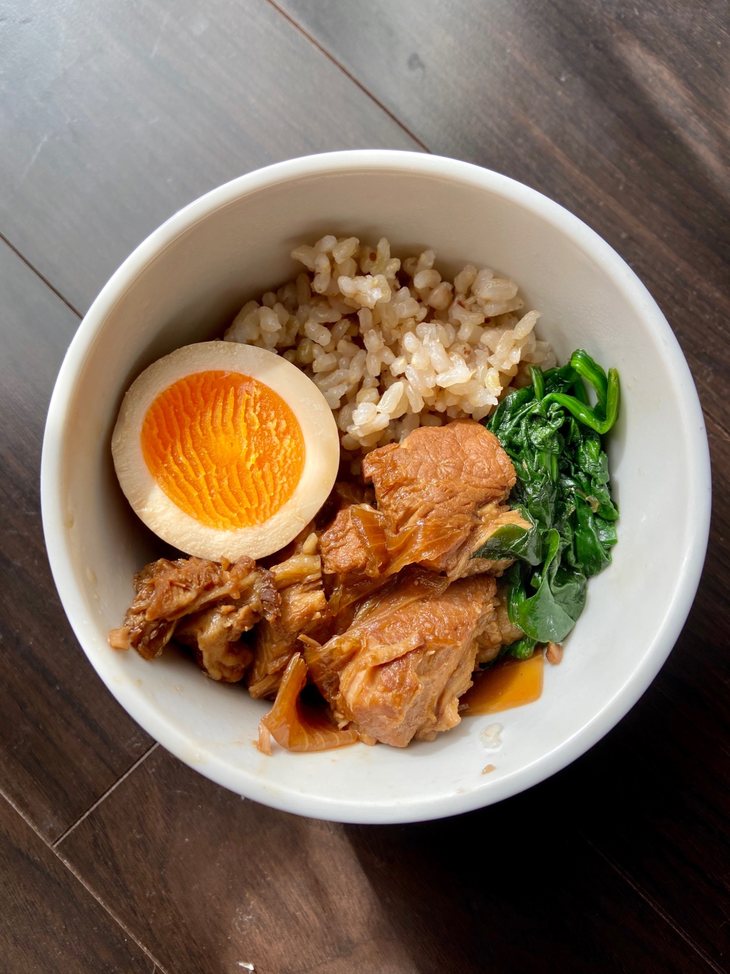 コラーゲンたっぷり♡豚角煮丼の角煮★味たまご