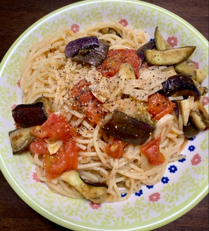 にんにくを使うと深みが出ますね。夏野菜のパスタが大好きです♪