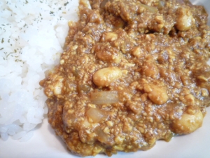 イソフラボンたっぷり♪ドライカレー