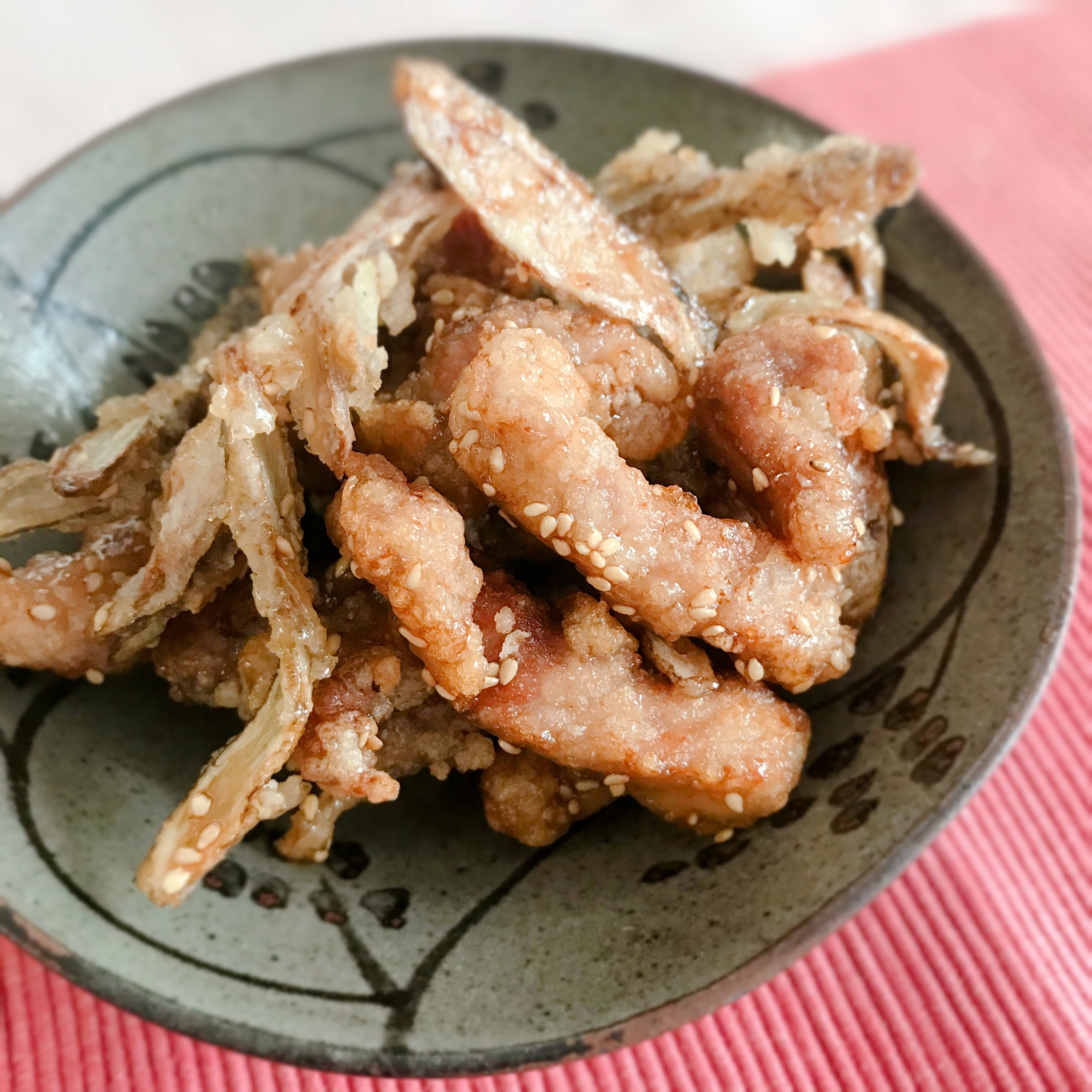 給食で大人気♡豚肉とごぼうのかりん揚げ