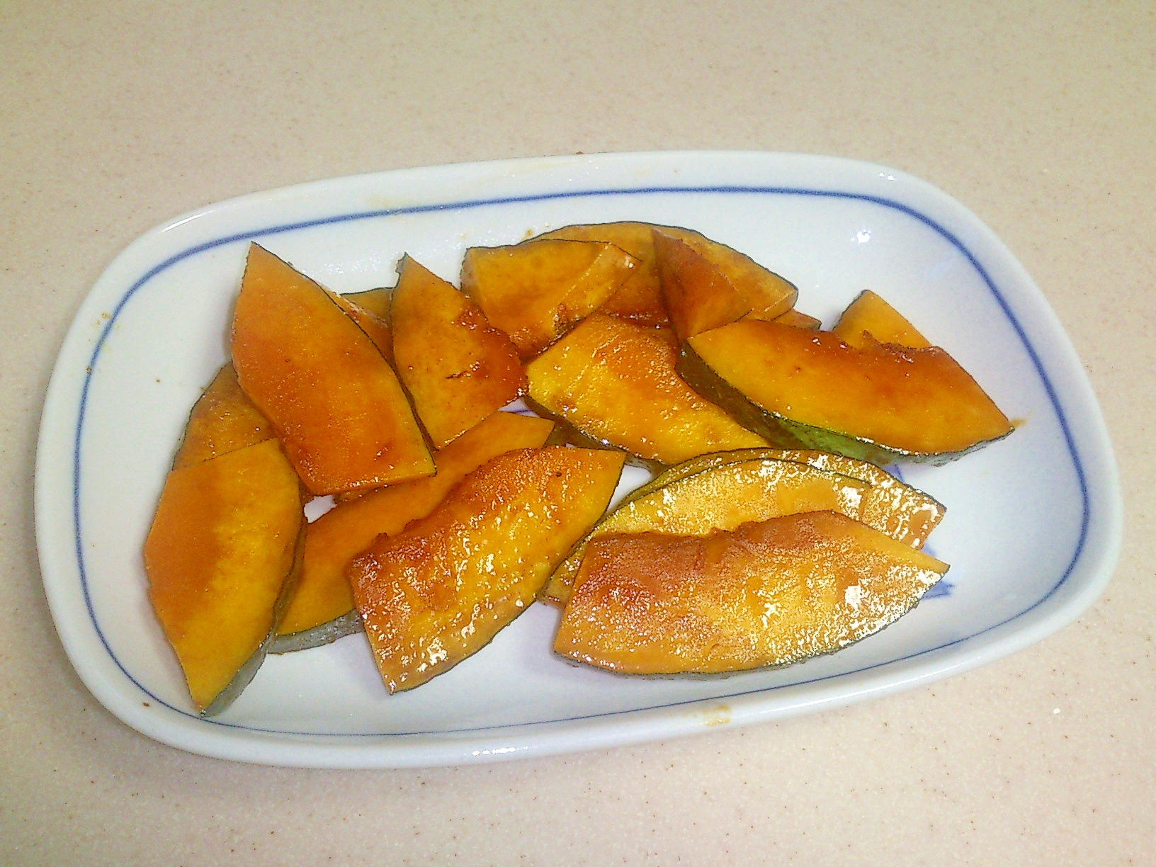 おやつにも、おかずにも! かぼちゃの甘辛炒め