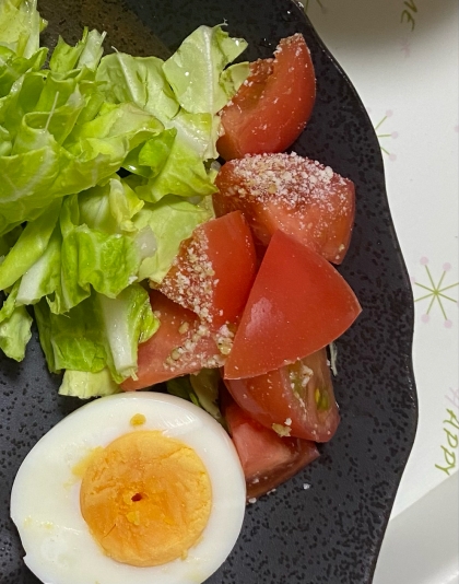 トマトきゅうり卵のサラダ
