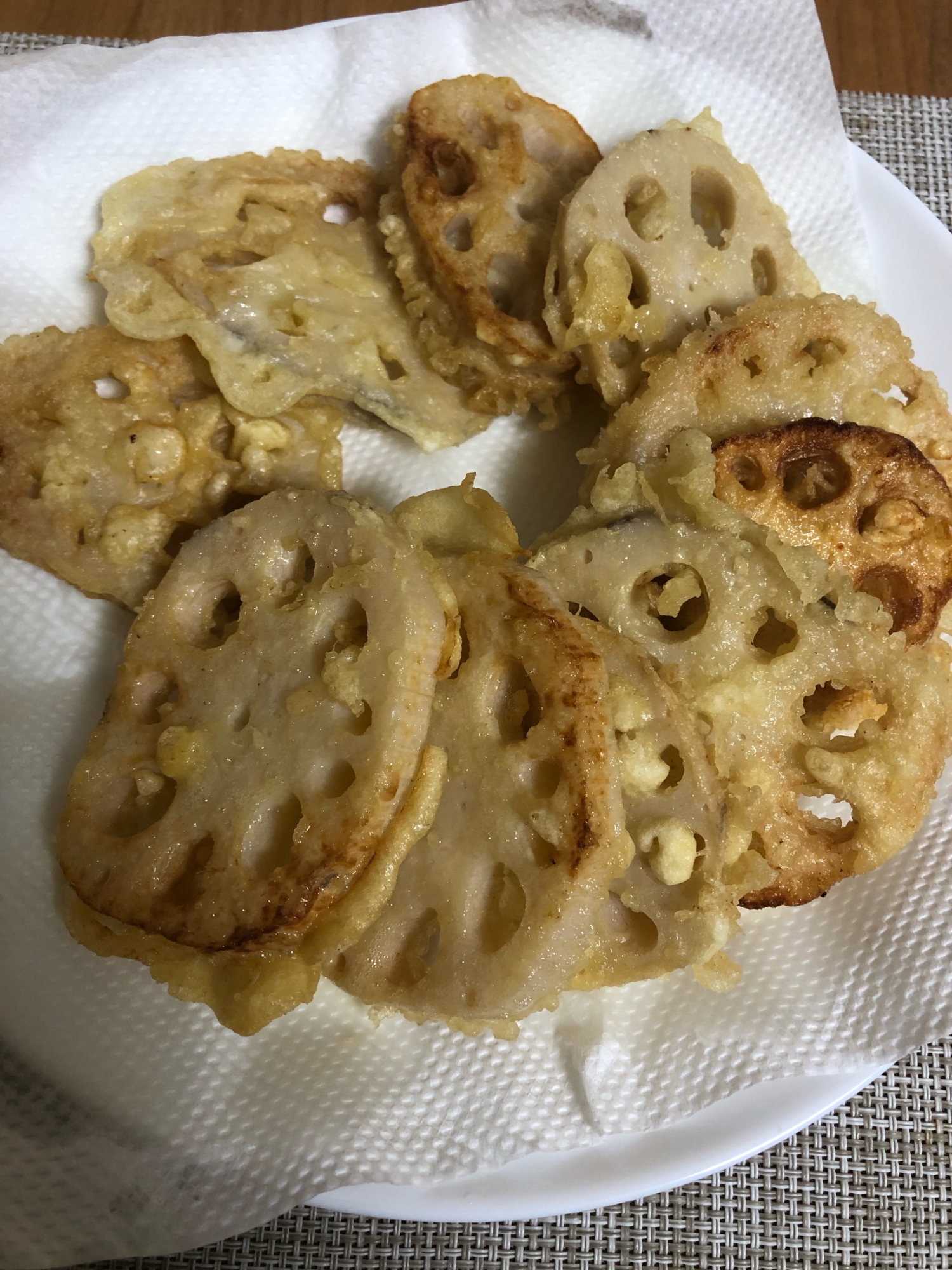 レンコンの天ぷら レシピ 作り方 By ピヨ S Kitchen 楽天レシピ レンコンの天ぷら レシピ 作り方 By ピヨ S Kitchen 楽天レシピ