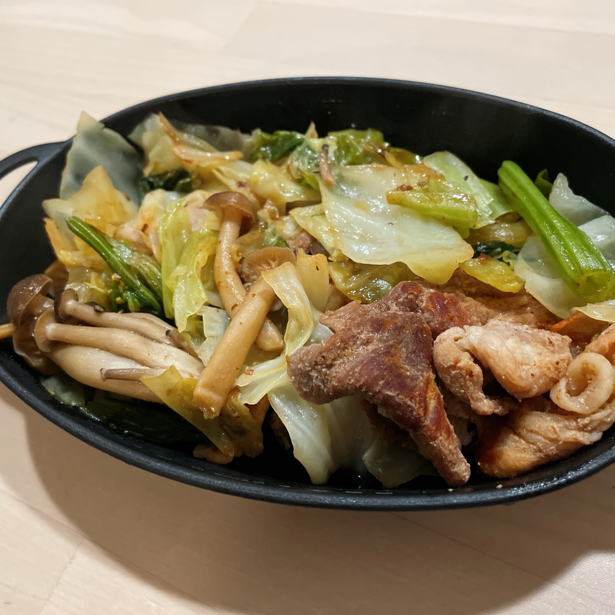 梅昆布茶で味付けらくらく♪豚肉とお野菜の蒸し煮