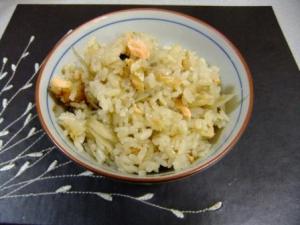 ほっこり鮭とごぼうの炊き込みご飯