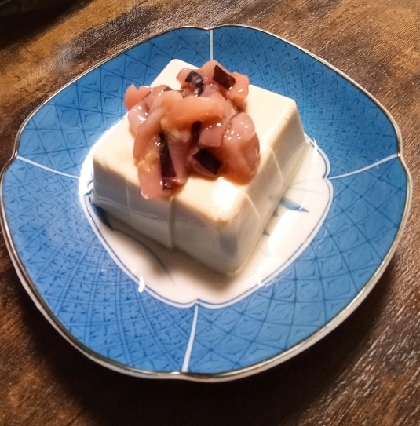 簡単おつまみ♡塩辛ダレ冷奴