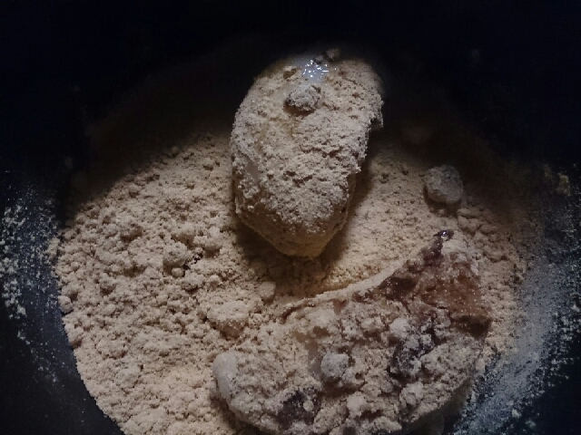黒糖と岩塩できな粉餅