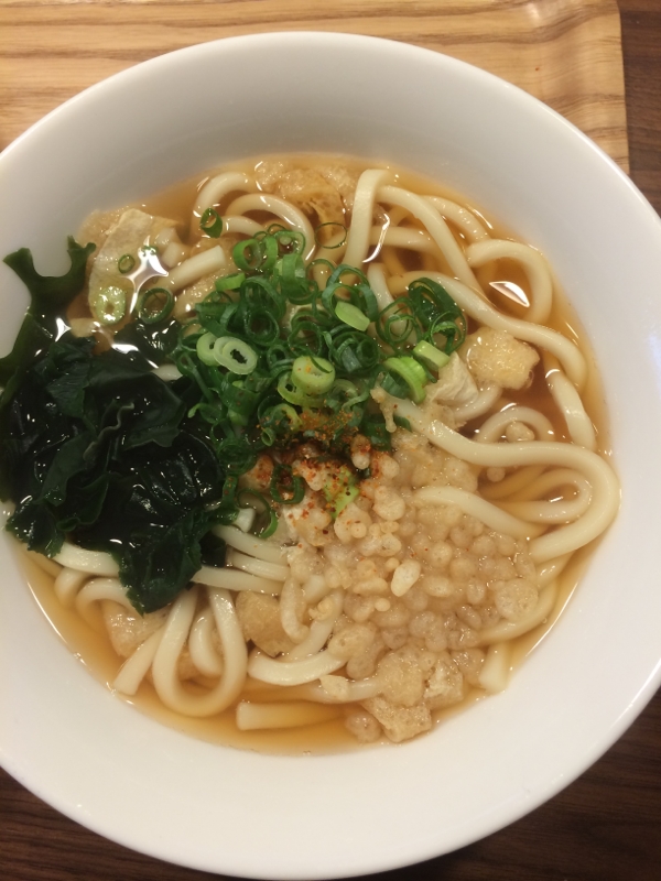 茅乃舎だしを使って☆シンプルわかめうどん