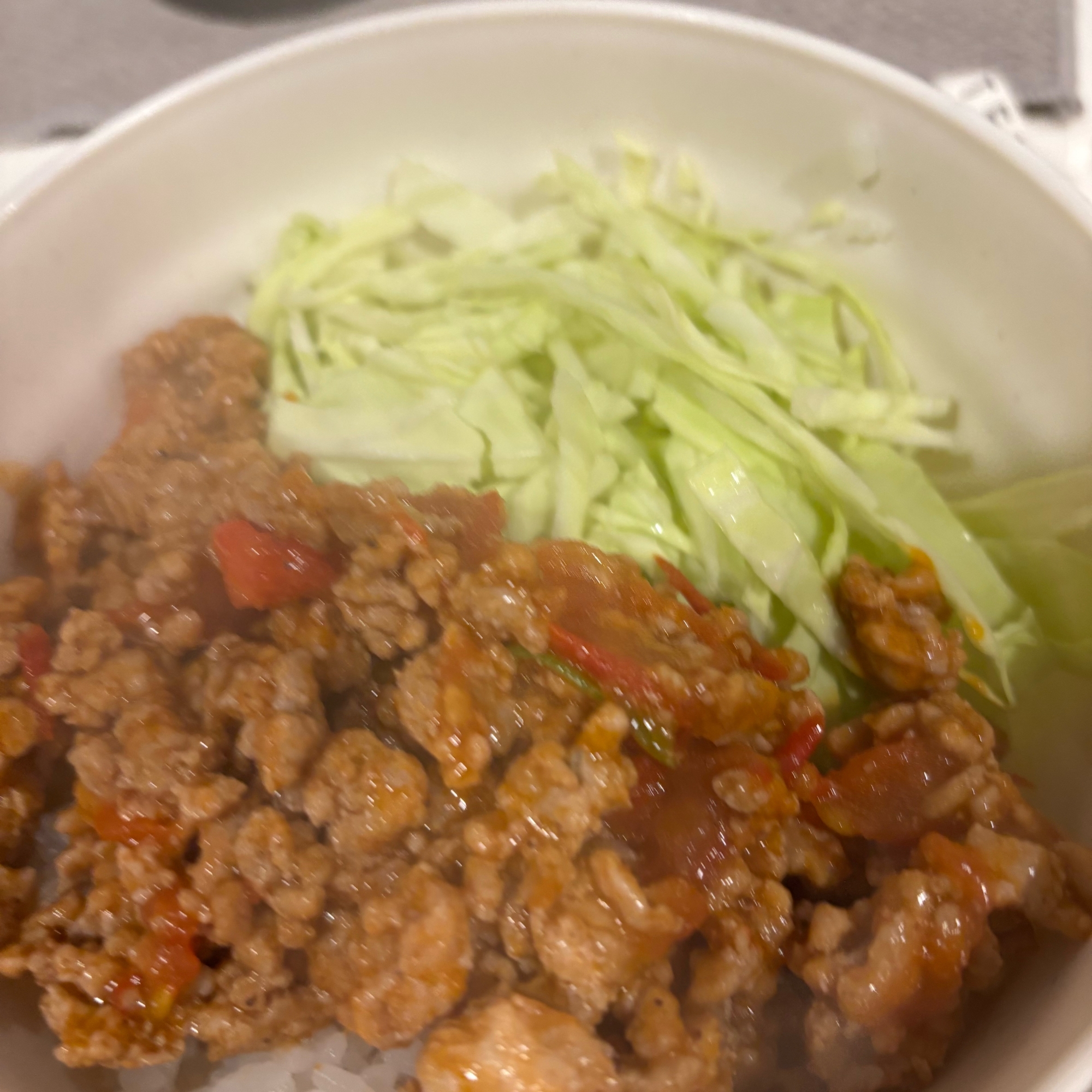 スパイス香る　タコライス