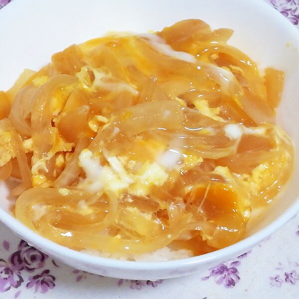 玉ねぎのめんつゆ煮の残りで簡単卵とじ丼 レシピ 作り方 By かっぺ4217 楽天レシピ 玉ねぎのめんつゆ煮の残りで簡単卵とじ丼 レシピ 作り方 By かっぺ4217 楽天レシピ