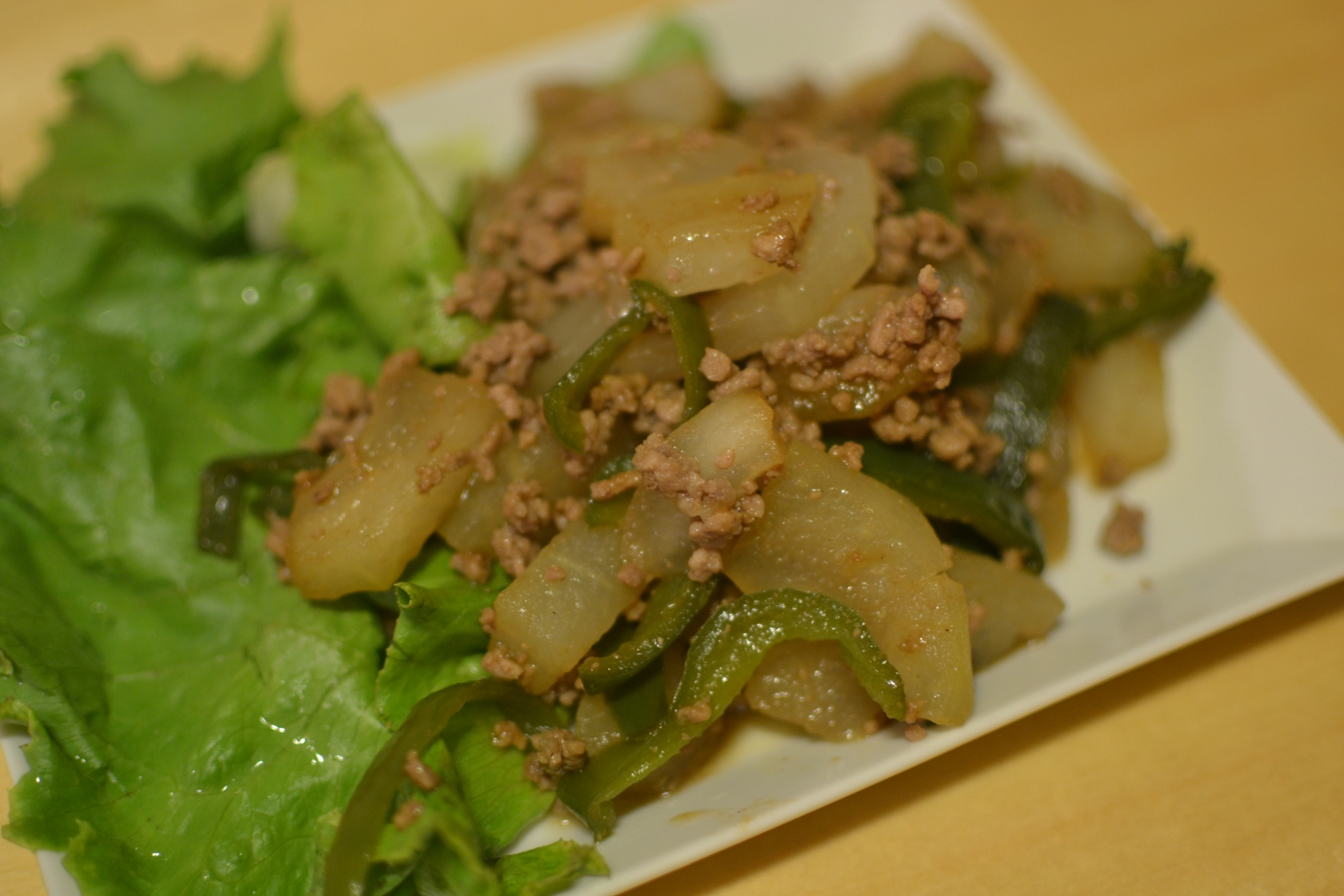 冬瓜と合いびき肉の鶏がら炒め