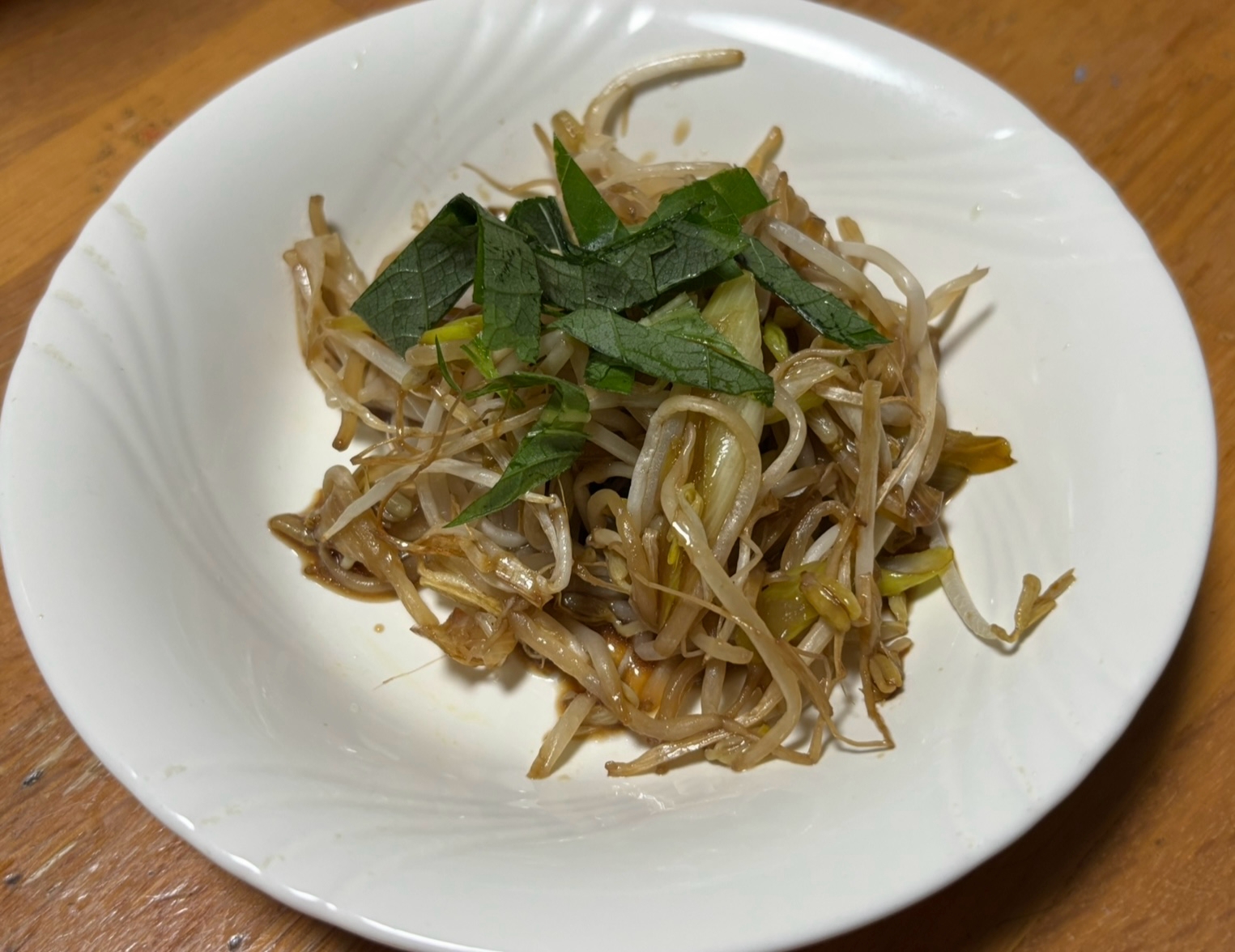 大葉香るネギもやし炒め