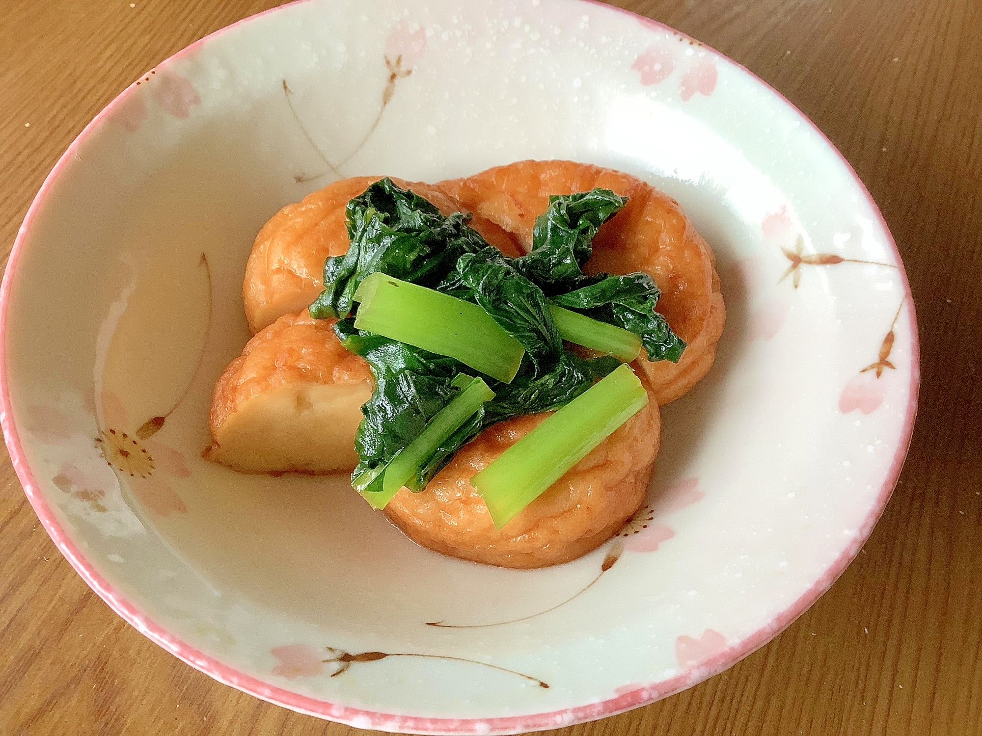 ふわふわ揚げと小松菜の煮物