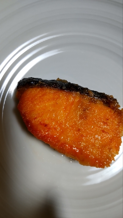 フライパンでふっくら！鮭の塩焼き
