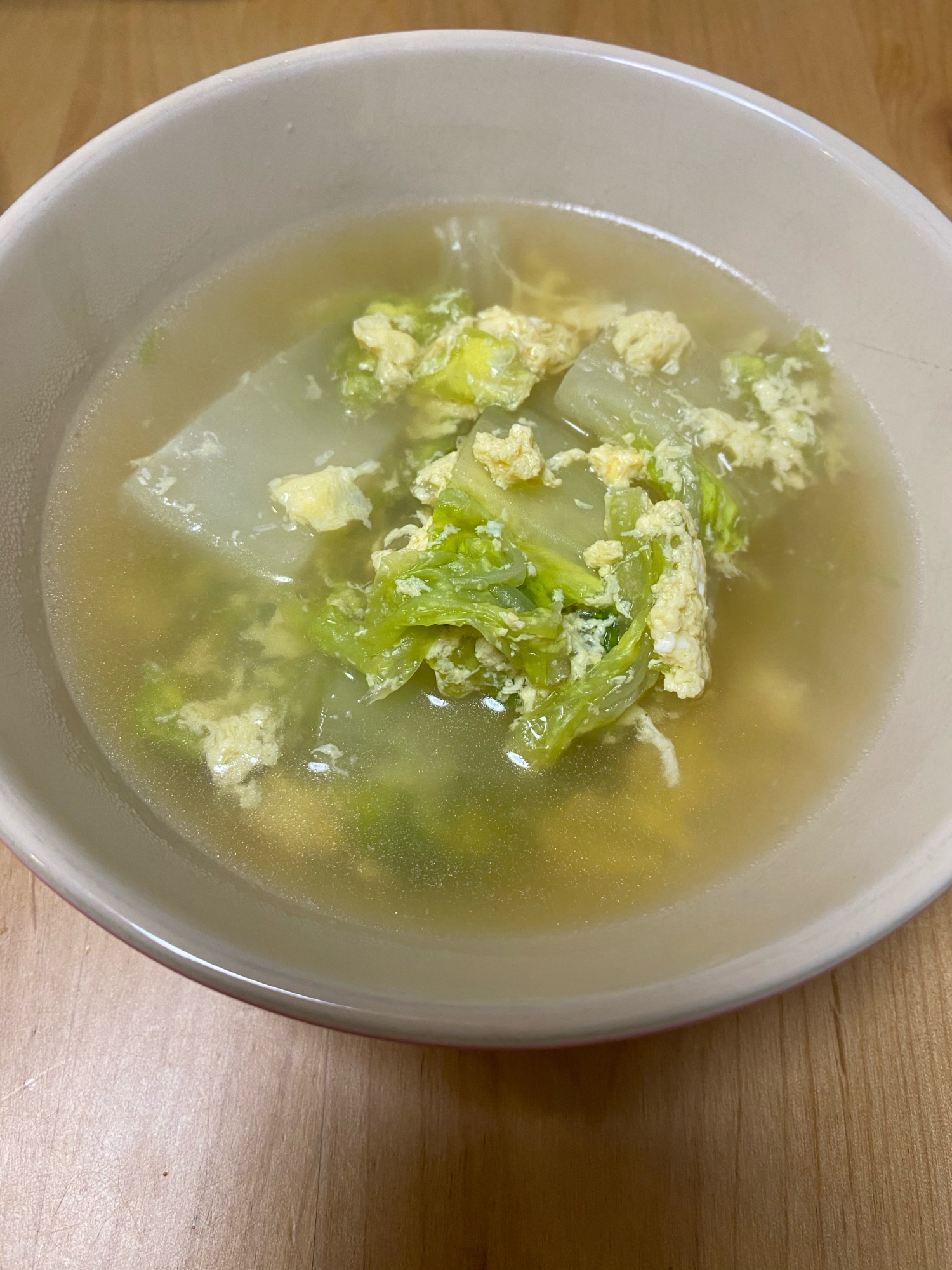 創味シャンタンで作る白菜と卵の中華スープ