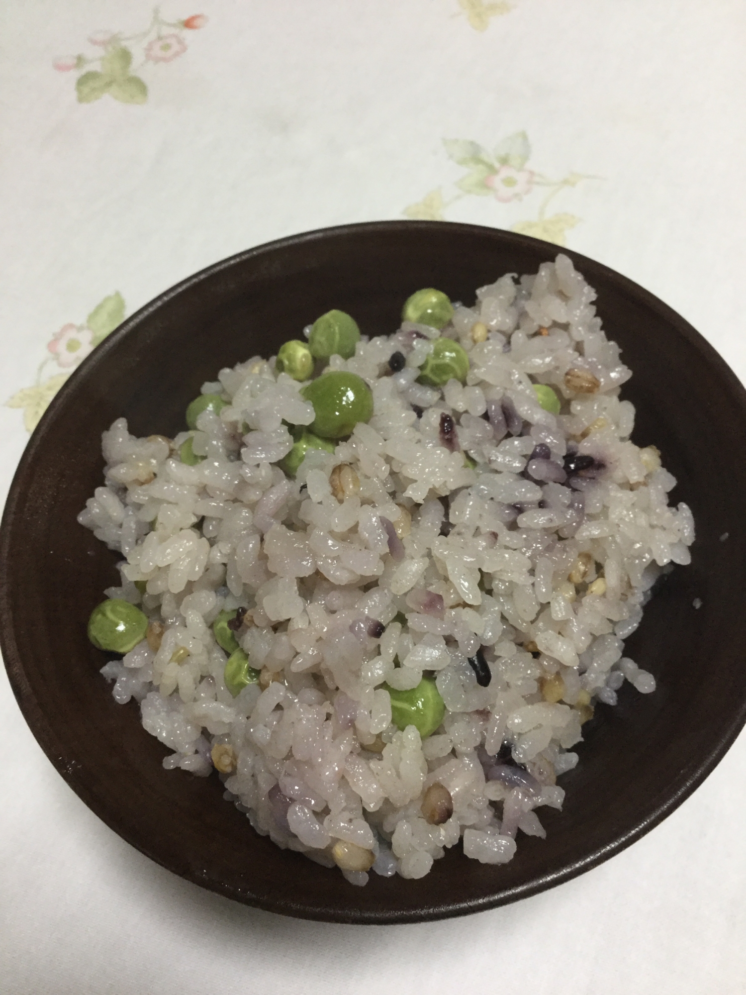 さやの出汁でモチモチ豆ご飯