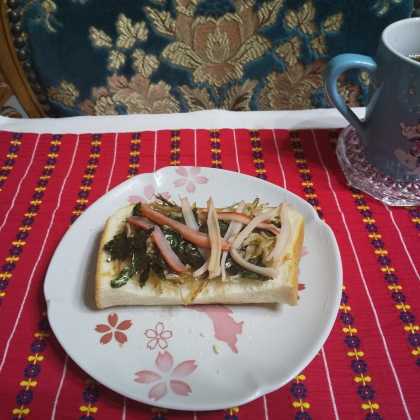 朝食♩和のカニカマ醤油じゃこトースト