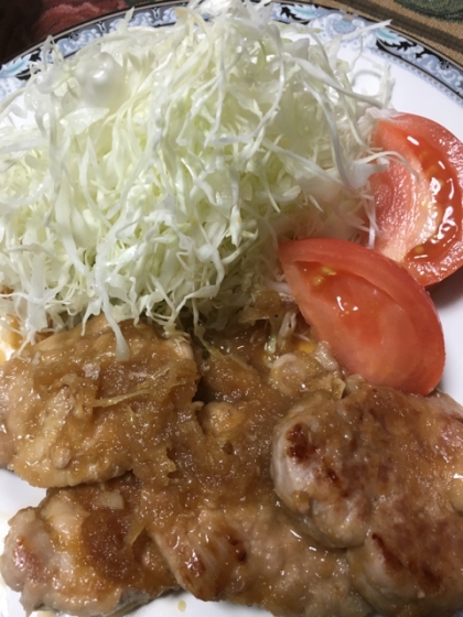 豚ヒレでソテーしました。玉ねぎの甘みとニンニクの旨味が絶妙でした。こんなに簡単にお店の味が出せるなんて。感謝感謝。