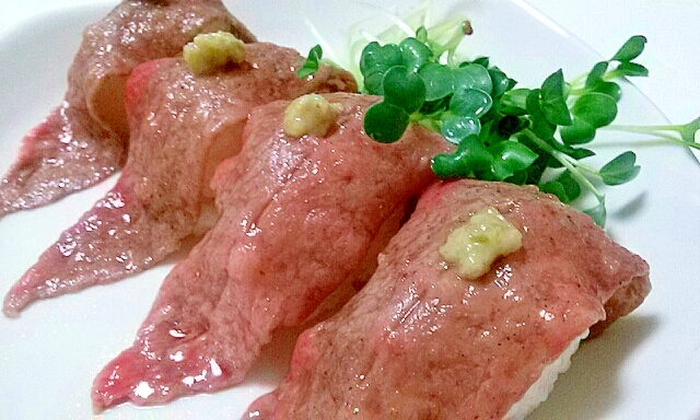 特撰!霜降牛の握り☆