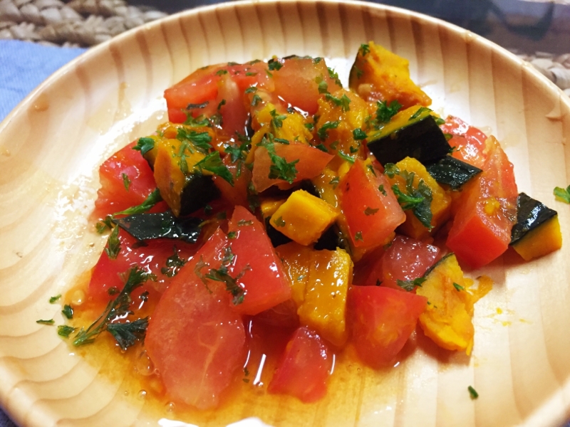 トマトとカボチャの生姜サラダ