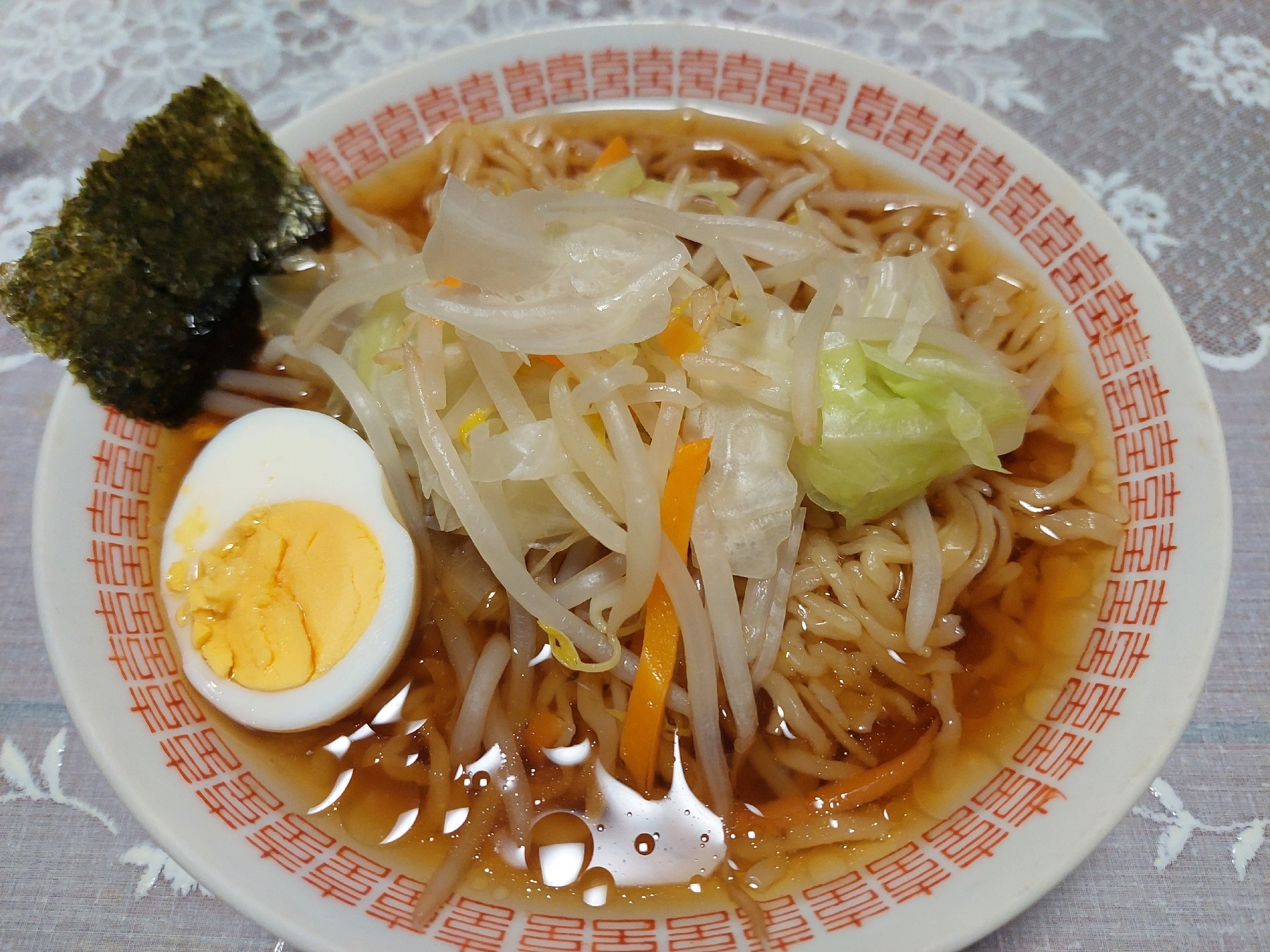 ミックス野菜で醤油ラーメン