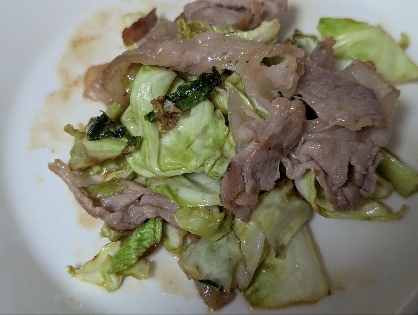 チンゲン菜とキャベツ☘️豚肉の炒め物