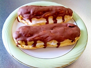 クリームいっぱいエクレア♪