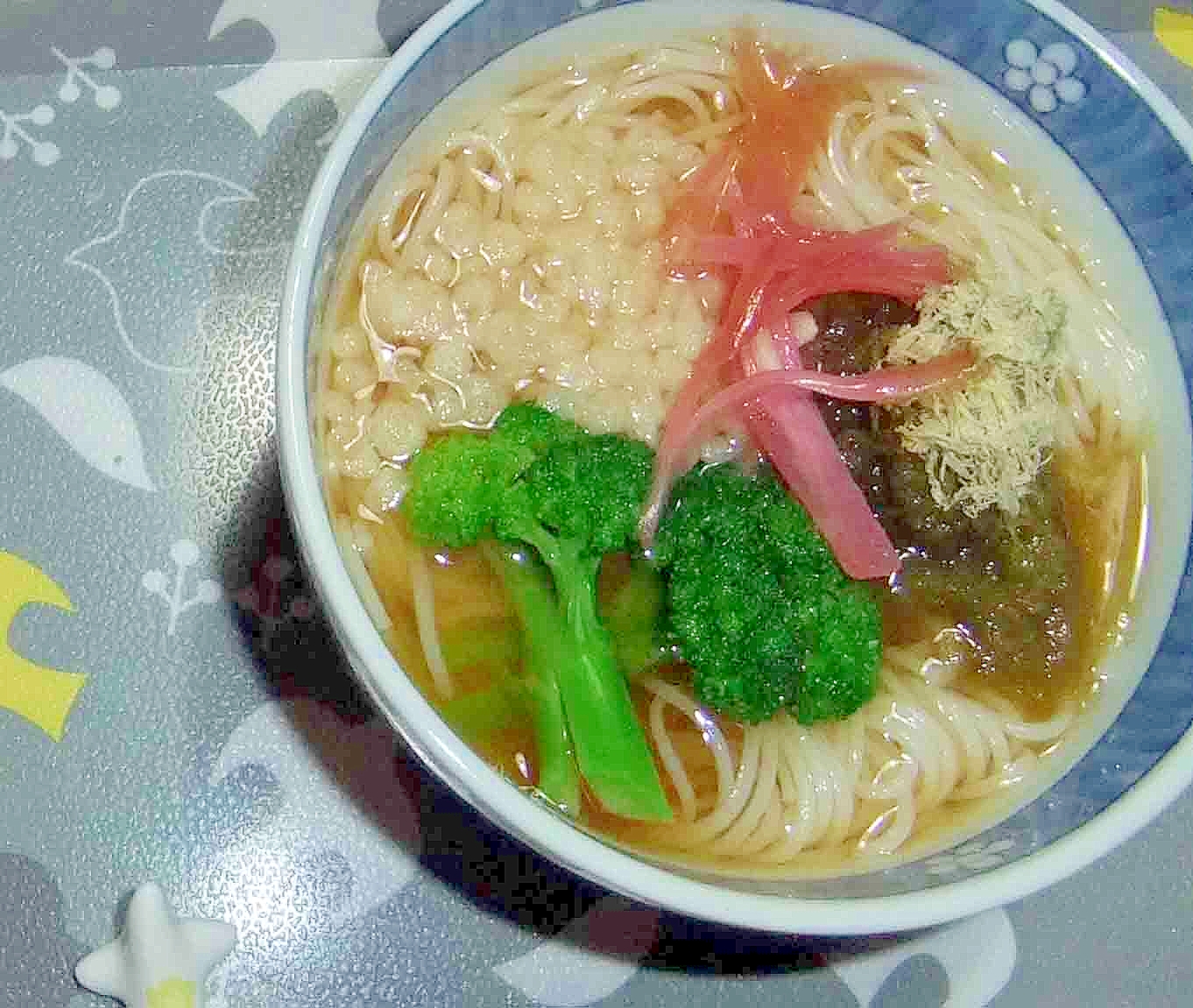 ブロッコリーととろろ昆布で温かいそうめん レシピ 作り方 By ｃａｃｈｅｃａｃｈｅ 楽天レシピ